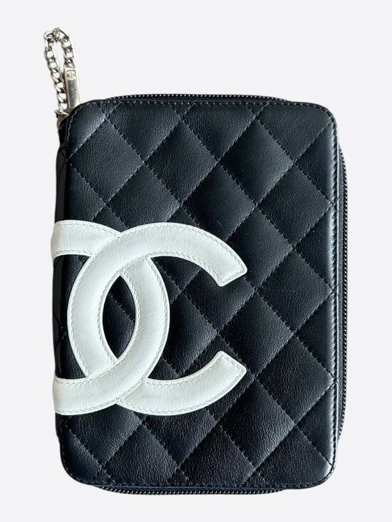 CHANEL Handbags - Chanel Black & White Lambskin CC Logo Quilted Ligne Zippy Organizer